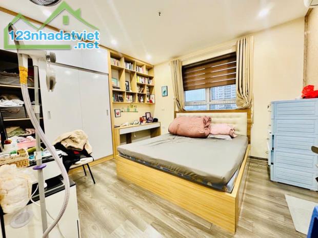 Bán căn Chung Cư K35 Tân Mai - 70m2 ✅5.2 TỶ - 2 ngủ - 2 Vs - Sổ chuẩn - 2