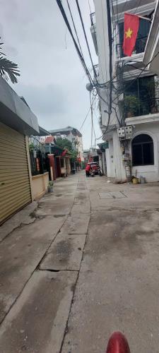 5.5 tỷ chủ đã nhận nhà mới giảm 300 triệu 38m ô tô ngủ trong nhà trước nhà ô tô tránh nhau - 1