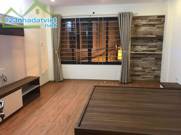 Bán nhà riêng phố Bùi Xương Trạch, Thanh Xuân. Dt 38 m2 x 2T x Mt 3,5m. Thoáng đẹp ở ngay. - 2