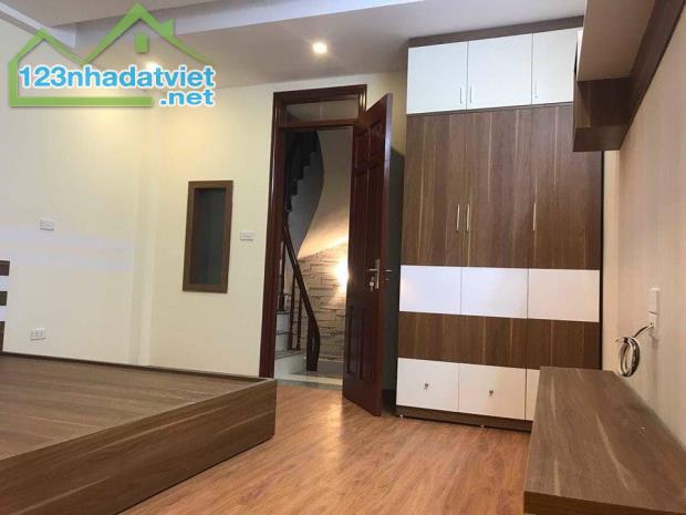 Bán nhà riêng phố Bùi Xương Trạch, Thanh Xuân. Dt 38 m2 x 2T x Mt 3,5m. Thoáng đẹp ở ngay. - 1