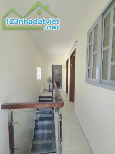 NHÀ 2 MẶT HẺM 3M HẬU GIANG THÔNG THOÁNG - 43M² - 2 TẦNG KIÊN CỐ Ở NGAY - GIÁ 4.7 TỶ - 2