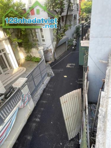 Cần bán nhà 7 tầng, thang máy, ô tô vào nhà số 1 ngõ 660 lạc Long quân Tây hồ 25tỷ