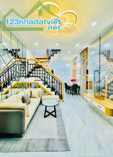 NHÀ 3 TẦNG 1/ MẶT TIỀN XE HƠI 10m - 48m2 - KHU CHỢ GÒ VẤP - NHỈNH 4 TỶ - 3