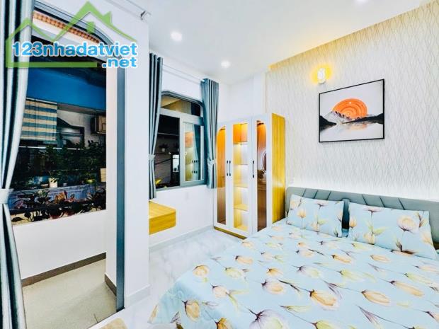 NHÀ 3 TẦNG 1/ MẶT TIỀN XE HƠI 10m - 48m2 - KHU CHỢ GÒ VẤP - NHỈNH 4 TỶ - 1