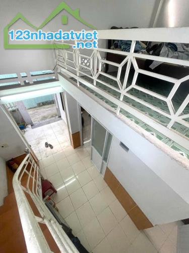 ♣ Nhà sau Lưng MT Lý Thái Tổ, 45m2, 2 tầng cứng cáp, sạch đẹp, 2.35 tỷ - 1