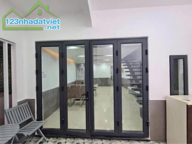 # Nhà Kiệt 325 Hùng Vương, 75m2, gác lửng sạch đẹp, 2.65  tỷ - 1