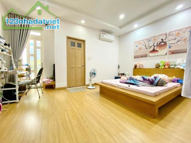 SIÊU PHẨM CMT8 QUẬN 10 104M² NỞ HẬU 5 TẦNG 5PN THANG MÁY GẦN CV LÊ THỊ RIÊNG GIÁ 16,5 TỶ - 1