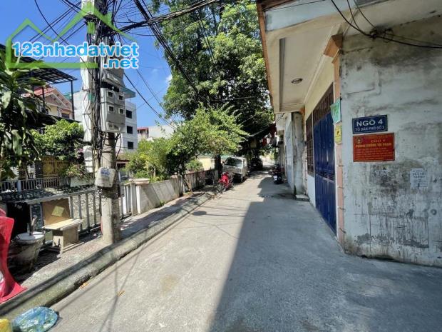NHÀ ĐẸP LUNG LINH LÔ GÓC - 3 NGỦ - KIẾN HƯNG – HÀ ĐÔNG, SẴN  Ở LUÔN – NGÕ RỘNG