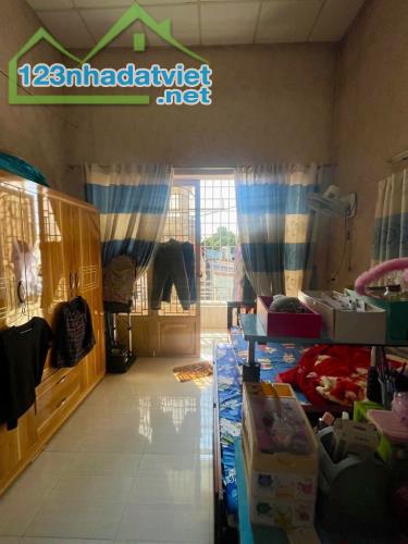 Bán nhà HXH Hương Lộ 2, Quận Bình Tân, kế Quận Tân Phú, 42m2 chỉ 3 tỷ hơn - 1