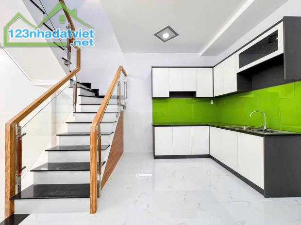 BÁN NHÀ GÓC 2 MẶT TIỀN,THUẬN TIỆN CHO KINH DOANH MUA BÁN CUỐI ĐƯỜNG TÂN KỲ TÂN QUÝ  1.750 - 3