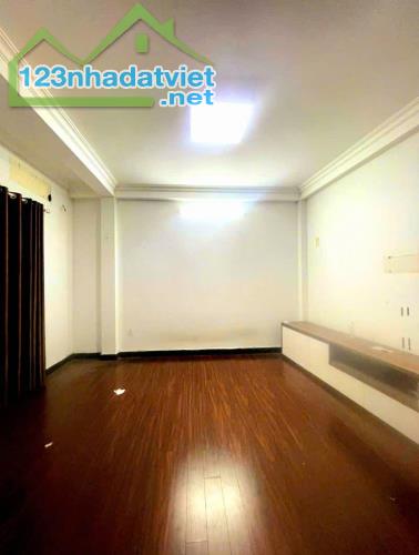 NHÀ ĐẸP PHỐ YÊN HÒA. CẦU GIẤY. 46 M2. 3 MẶT THOÁNG KINH DOANH. GIÁ 10 TỶ. - 5