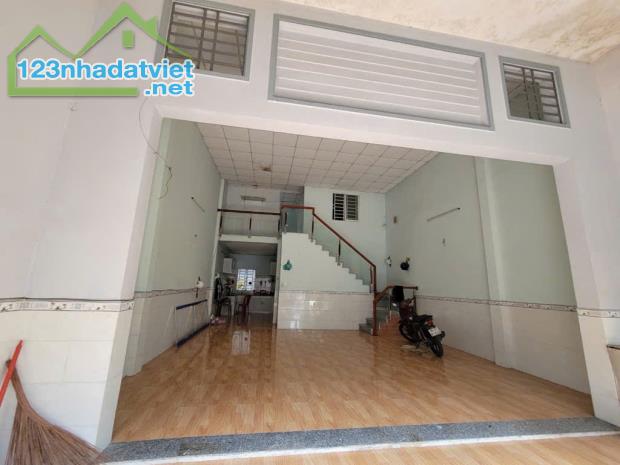 Bán nhà mặt tiền hẻm 8m đường Hiệp Thành; 92m2 (6,5x14), giá 4,8 tỷ - 1