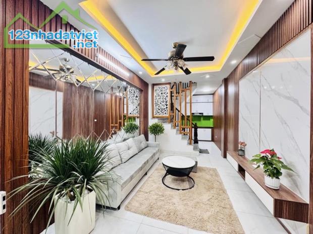 BÁN NHÀ CHÍNH CHỦ 🏡 Phố THANH LÂN 31m2, 4 TẦNG, muôn vàn TIỆN ÍCH - tặng full NỘI THẤT 🤙