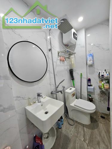 CẦN BÁN CHUNG CƯ MINI PHỐ XÃ ĐÀN - 11 PHÒNG - DOANH THU 60TR - CHÀO GIÁ 13.9 TỶ CÓ TL. - 2