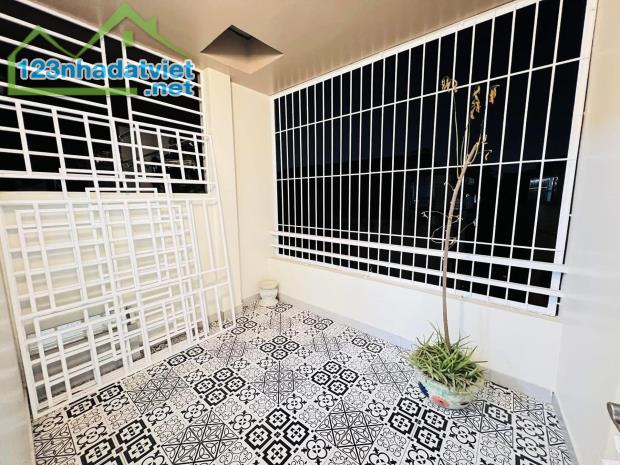 Bán nhà ngõ 236 Khương Đình, nhà dân xây mới, full nội thất, gần phố, lô góc, 34m2x5T. - 5