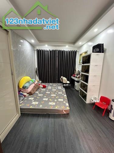 Bán nhà Đông Thiên, Nhà mới kính koong, 25m2, nhỉnh 4 tỷ. - 2