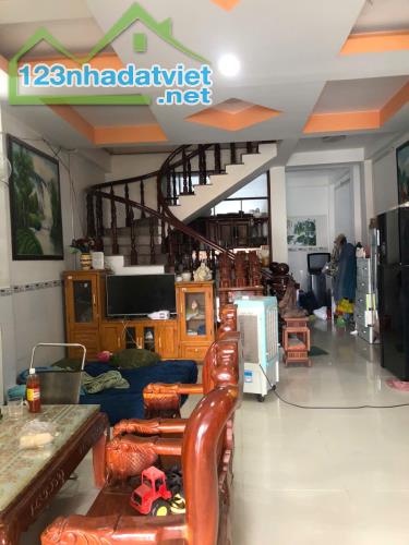 BÁN NHÀ THUẬN AN 2 TẦNG 209 M2 GIÁ 5,2 TỶ TL