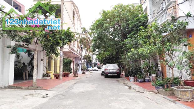 Đất phân lô Quán Nam, 117m, ngang 5.3m, đường 12m, Giá 65 tr/m, vị trí siêu đẹp - 1