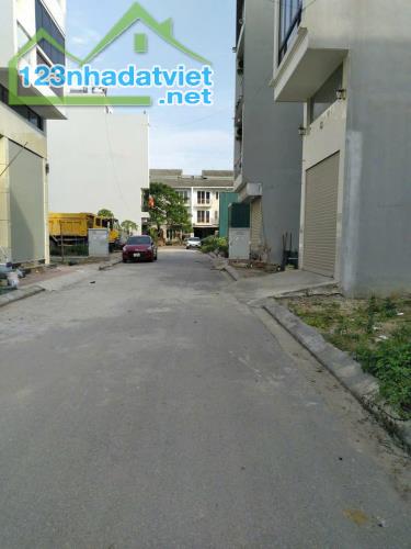 Phân Lô khu 6,9ha Vân Canh đường Trần Hữu Dực 50m2 MT 4.17m thông số lý tưởng