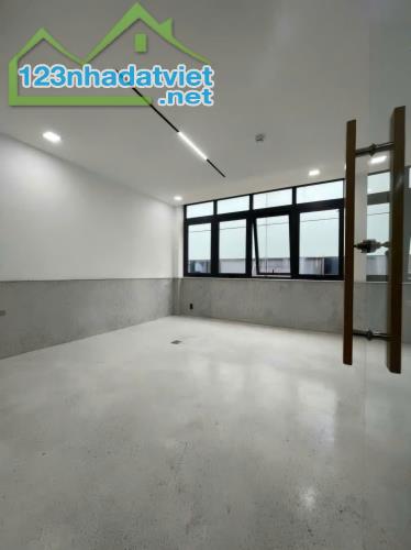 Bán Nhà HXH Số: 8/12 Lê Thánh Tôn, Phường Bến Nghé, Quận 1. 5 Tầng, Thang Máy - CN: 80m2 - 3