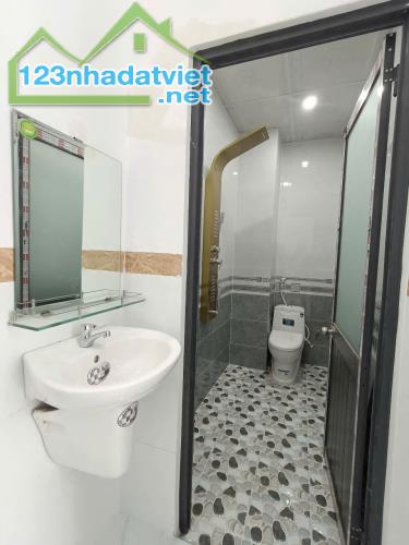 Bán nhà lầu đẹp tại KDC Thạnh Phú, Vĩnh Cửu, đường nhựa 8m chỉ 2 tỷ150 - 4