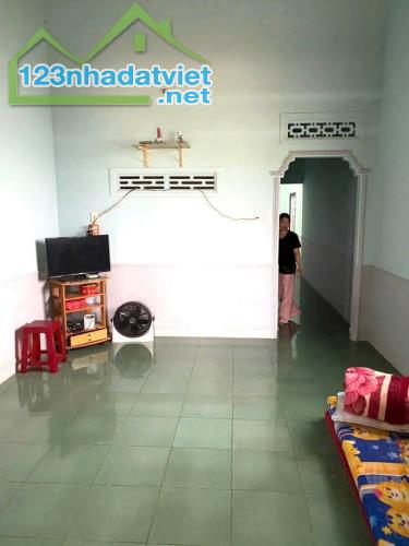 Nhà 6x27 phường Tân Hòa hẻm Nguyễn Đình Thi gần hồ mát mẻ - 1