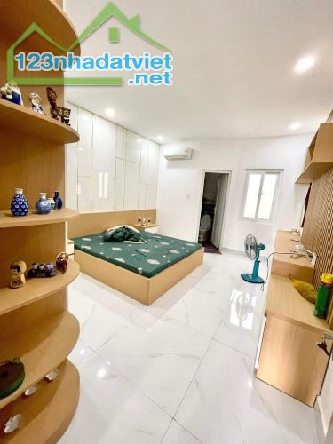 MẶT TIỀN KINH DOANH-THỚI AN, QUẬN 12-84M2, 5 TẦNG, BÁN GẤP GẢM 1.3 TỶ-GIÁ MỚI 8.7 TỶ - 3