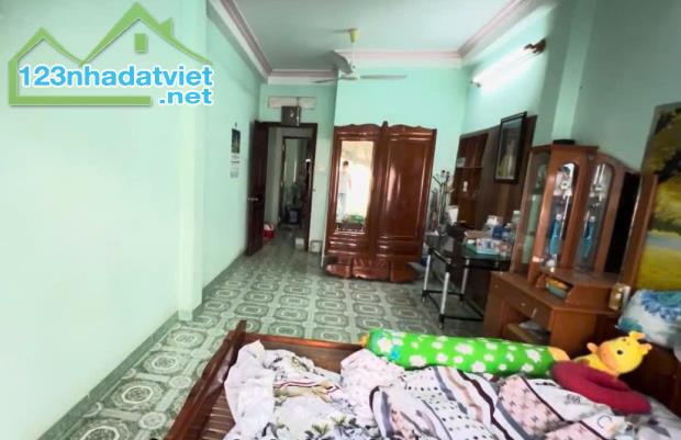 Chủ đi NN nên Bán nhanh nhà 3 tầng hẻm oto đường Hồng Bàng nha Trang  hạ từ 6,2ty còn5,6ty - 2