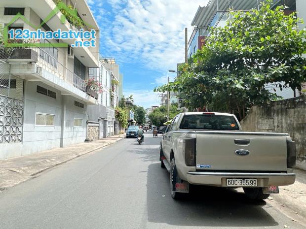 Nhỉnh 30 tỷ có CHDV 7 lầu T.máy hẻm 8m QL 13 150m2 ngang 5.5m 17PN thu nhập 120tr. - 3