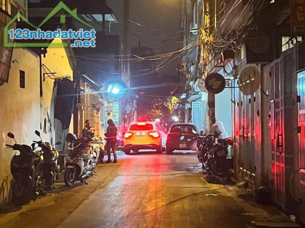 BÁN NHÀ ÂU CƠ - DIỆN TÍCH KHỦNG - BA BƯỚC CHÂN RA HỒ TÂY