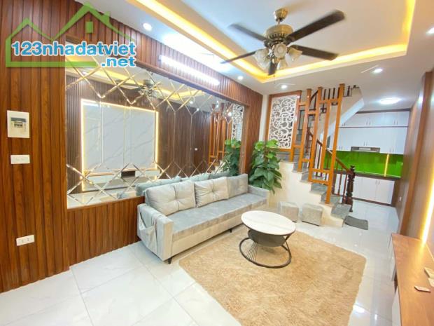 NHÀ MỚI ĐẸP phố KHUYẾN LƯƠNG – HOÀNG MAI– 5 tầng * 35m, giá nhỉnh 5 tỷ - 1