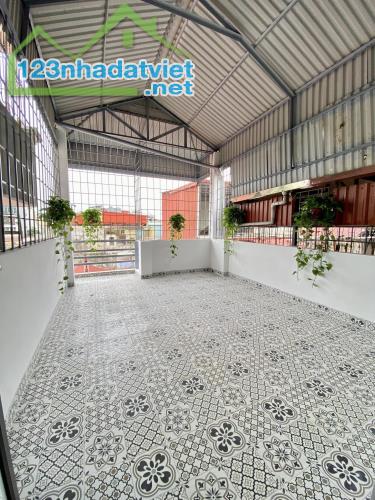 Kim Ngưu 50 m2, 5 tầng ở luôn, ngõ to, thông suốt, gần ô tô. - 4
