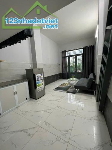 CHDV MẶT TIỀN 5 TẦNG - GẦN CHỢ CÂY XOÀI, 12 PHÒNG, DÒNG TIỀN 55TR/THÁNG - 2