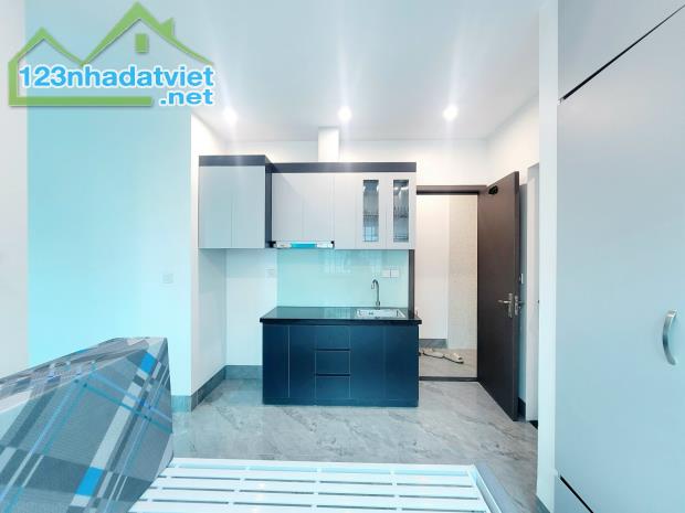Bán nhà gần phố Trịnh Văn Bô, Xuân Phương 48M 5 Tầng, 8 phòng cho thuê tốt - 4