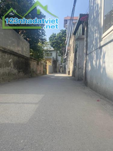 Bán đất lô góc, ô tô tránh, Yên Mỹ, Thanh Trì 143 7 12 tỷ - 2