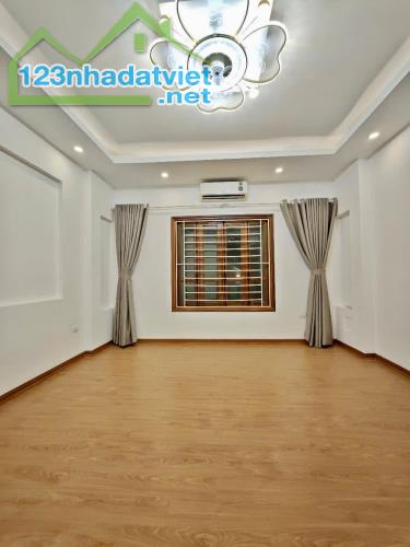 BÁN NHÀ 5 TẦNG NHÂN MỸ – Ô TÔ CÁCH CỬA 20M – 7.2 TỶ/35m2 - 4