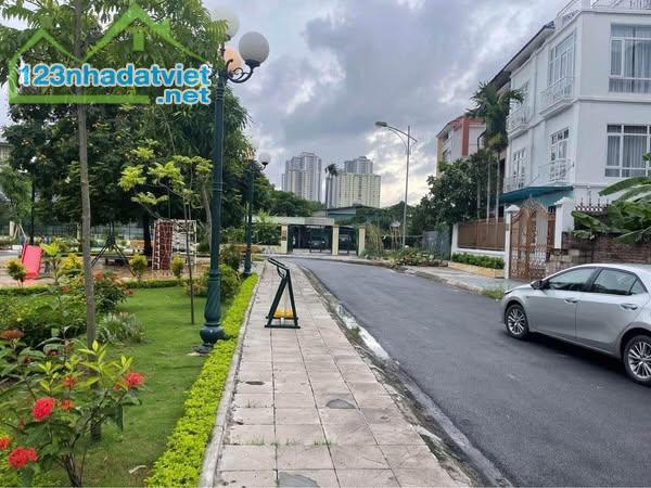 LIỀN KỀ KHU H10 KTĐT TÂY HỒ TÂY - 130M, MT 6M, 4 TẦNG, THANG MÁY - FUL NT, 63 TỶ - 2