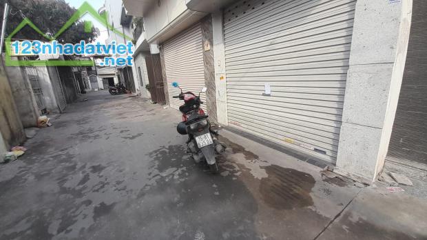 Bán nhà Thiên Lôi, Vĩnh Niệm, lê chân .3,25 tỷ,3 tầng,48m.