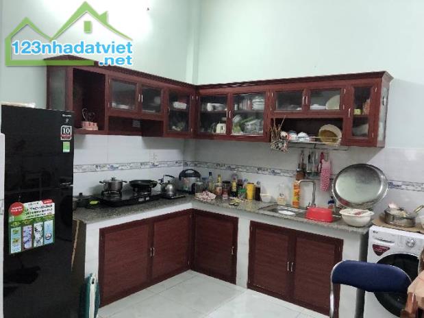Bán nhà Hương Lộ 2, Bình Tân, 3.9x18m(70m2), 2 tầng,dòng tiền 15triệu/tháng, giá chỉ 3tỷ75 - 1