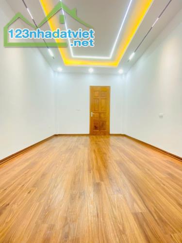 Bán nhà Đẹp Kim Giang 46m2, 5T, 6N, Sổ Vuông, Ngõ Thông, Thang máy, Ở&Cho Thuê Đều Đỉnh - 2