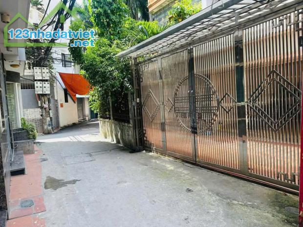 Bán Nhà Lạc Long Quân 90m x 5 Tầng Ô Tô Vào Nhà Thoáng Trước Sau Giá 18.8 Tỷ - 3