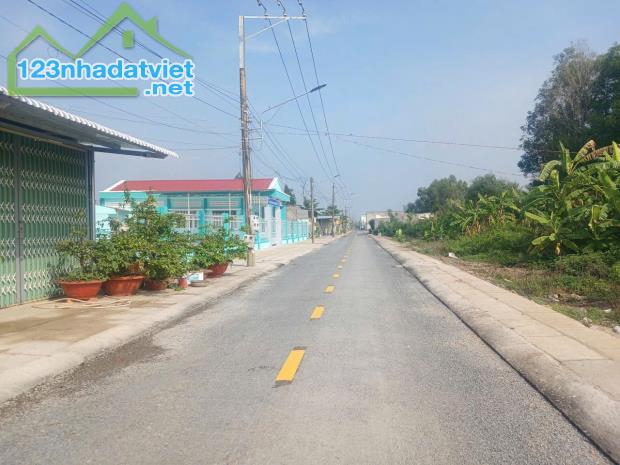 Bán 5x20m đất mặt tiền đường khu dân cư huyện Tân Phước,Tiền Giang