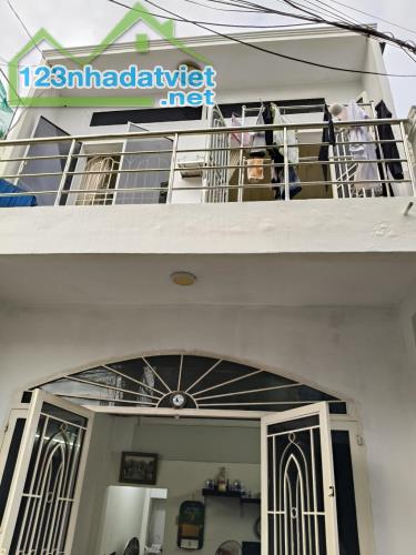 NHÀ Đ.TRƯỜNG CHINH - TÂN THỚI NHẤT- HẺM AN NINH - 4X17 - 2 TẦNG - 4.0x tỷ