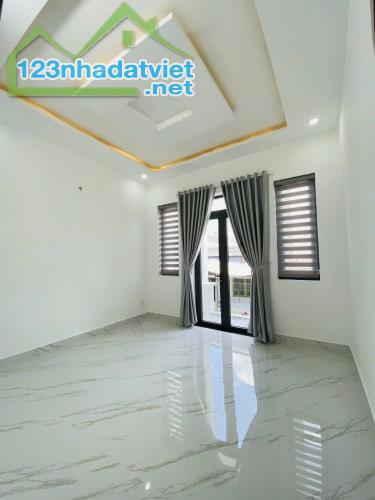 Sát QUẬN 7 NHÀ ĐẸP SHR 110m2 công nhận đủ, Ngang 4M NỞ HẬU,Chỉ 5.29tỷ - 1