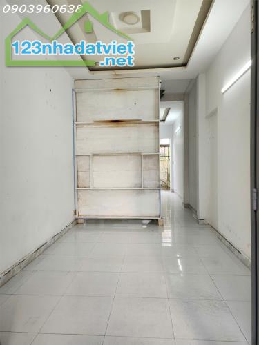 CHO THUÊ - NHÀ NGUYÊN CĂN KHU VIP-  TX43- ĐƯỜNG THÔNG 7M, KHU YÊN TĨNH, MÁT MẺ - 3,9 + - 1