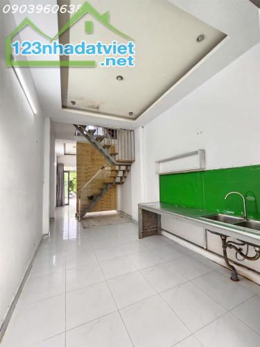 CHO THUÊ - NHÀ NGUYÊN CĂN KHU VIP-  TX43- ĐƯỜNG THÔNG 7M, KHU YÊN TĨNH, MÁT MẺ - 3,9 +