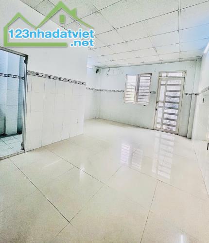 Bán nhanh nhà đẹp 90m², đường 6m, Đình Phong Phú, Tăng Nhơn Phú B – giá rẻ nhất khu vực! - 3