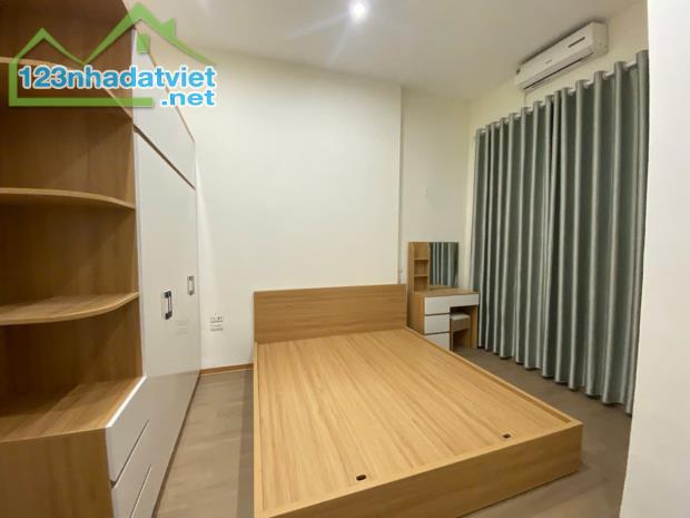 Bán nhà gần chợ Hà Đông, cạnh phố cổ, gần TTTM, Nhà đẹp, ở ngay 73m2 7.85 tỷ