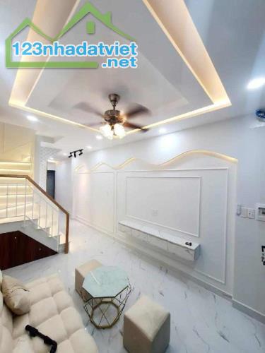 Hoàng Sỹ Khải P14 Q8 35.1m2 NHÀ MỚI Ở LIỀN - 1