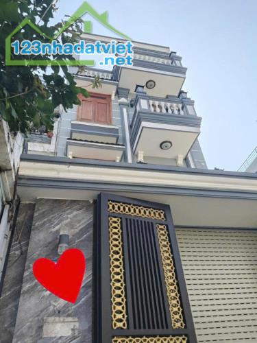 Nhà 4 Tầng Mặt tiền CHỢ chữ S đường Xuân Thới 13, ấp XUÂN THỚI ĐÔNG 1, Hóc Môn, TPHCM